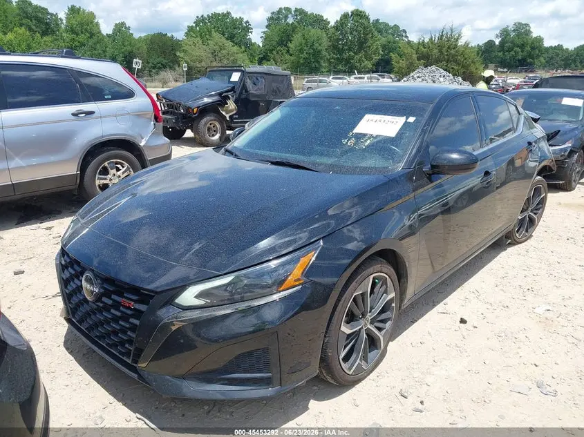 2024 NISSAN ALTIMA SR FWD