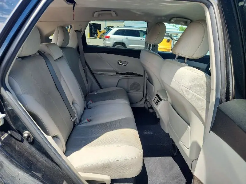 2014 TOYOTA VENZA LE  