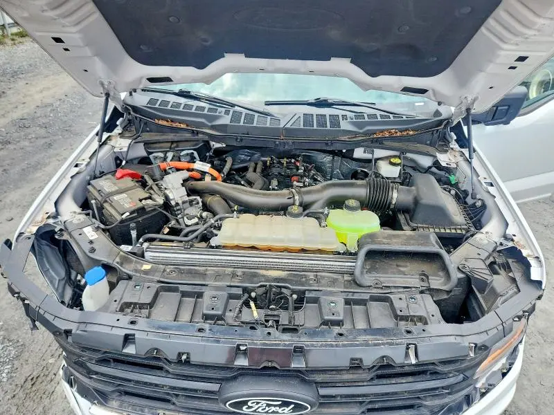 2024 FORD F150 XLT  