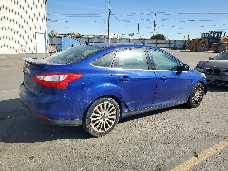 2012 FORD FOCUS TITANIUM  