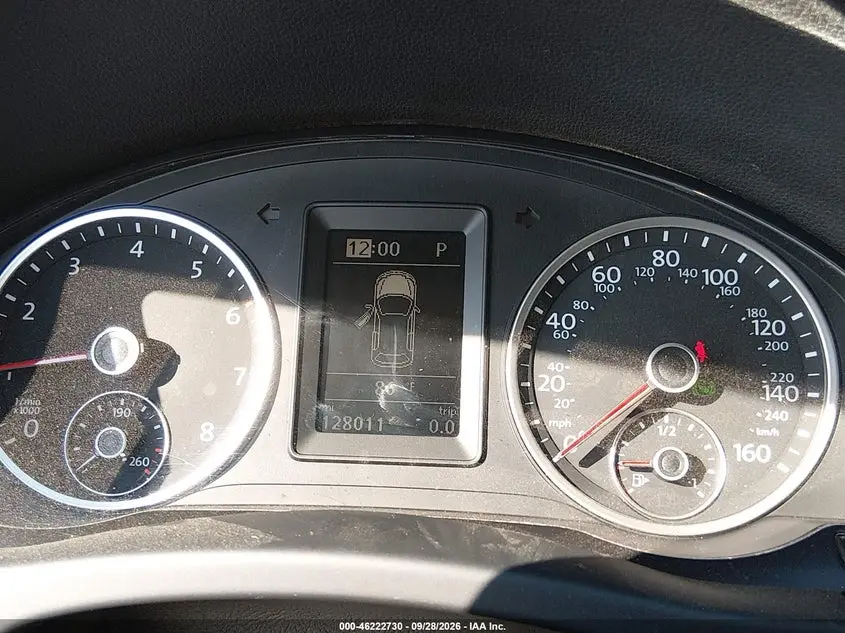 2015 VOLKSWAGEN TIGUAN S
