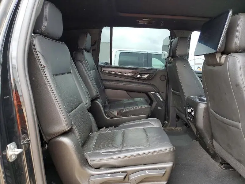 2021 GMC YUKON XL DENALI  