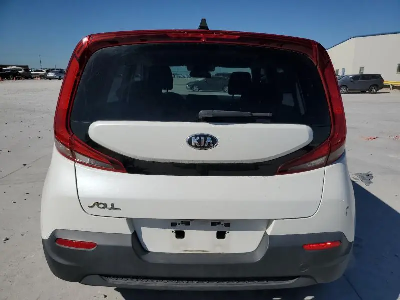 2020 KIA SOUL LX  