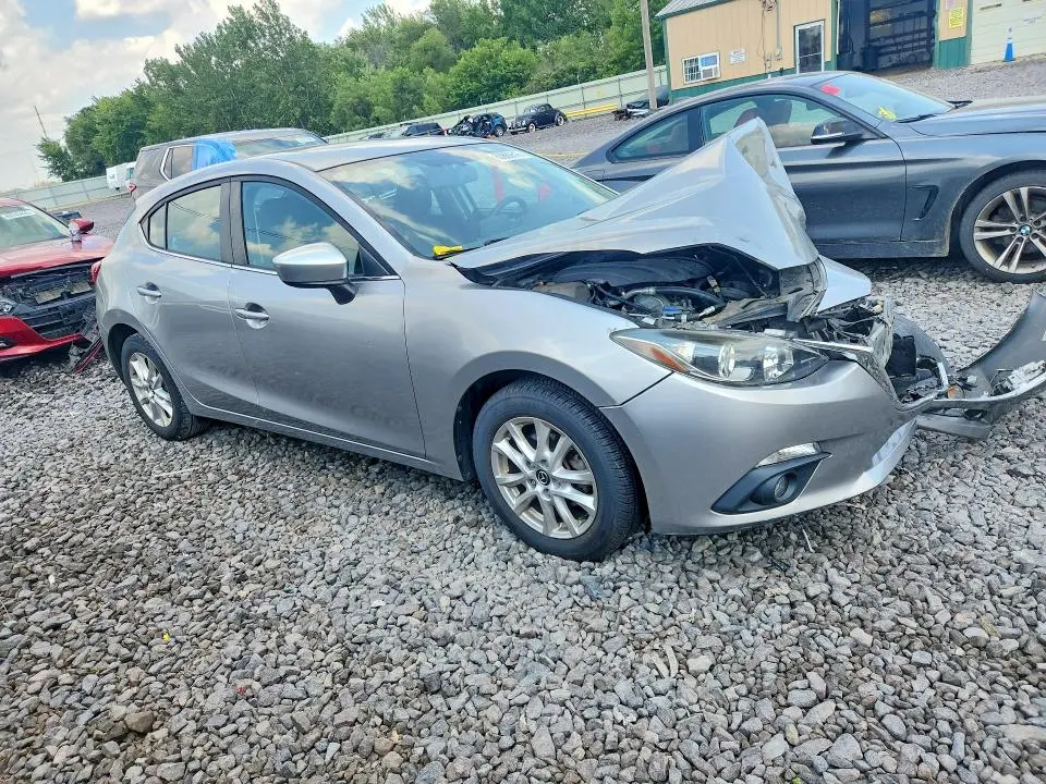 2016 MAZDA 3 TOURING  