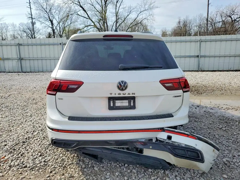 2023 VOLKSWAGEN TIGUAN SE R-LINE BLACK  