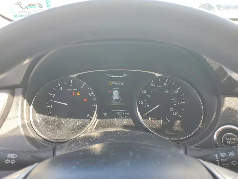 2015 NISSAN ROGUE SV  