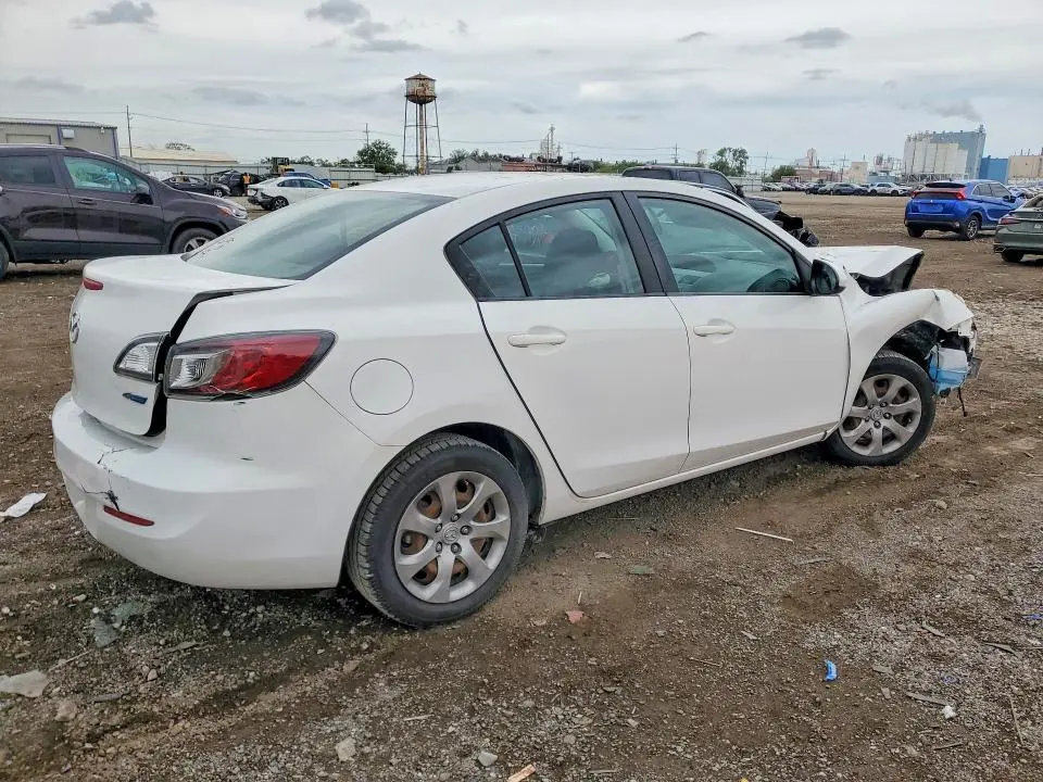2013 MAZDA 3 I  