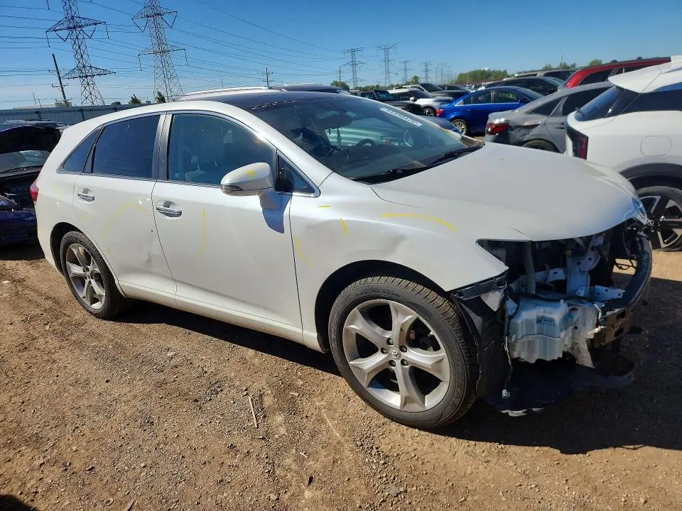 2013 TOYOTA VENZA XLE  