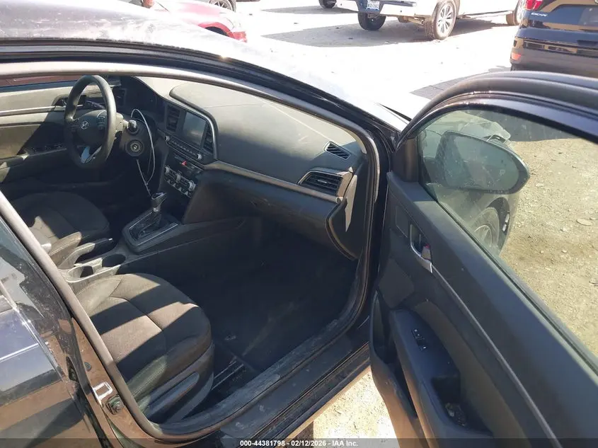 2020 HYUNDAI ELANTRA SEL