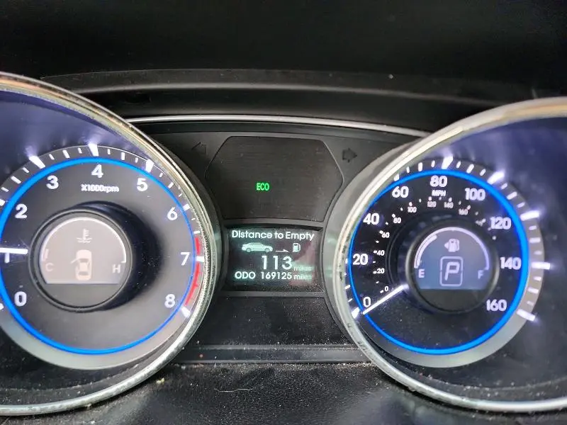 2012 HYUNDAI SONATA GLS  