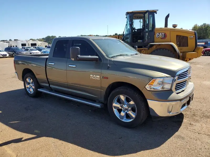 2015 RAM 1500 SLT
