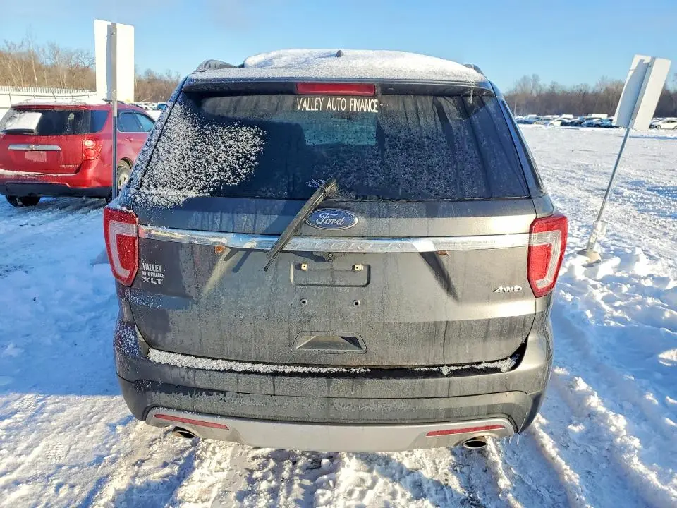 2016 FORD EXPLORER XLT  