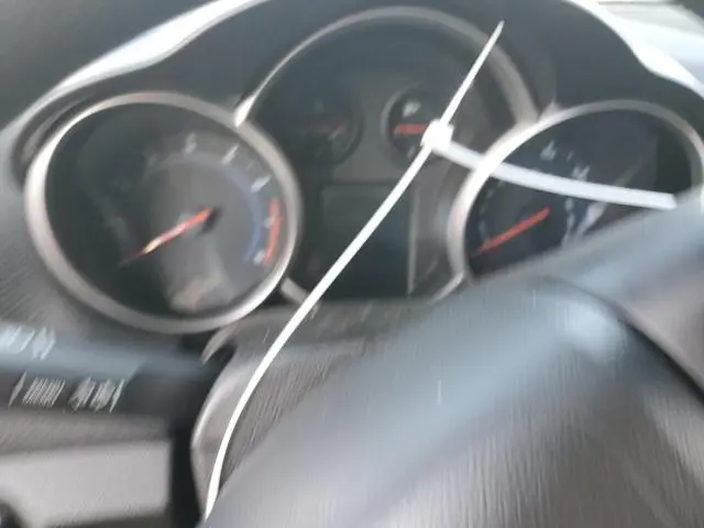 2015 CHEVROLET CRUZE 4D   