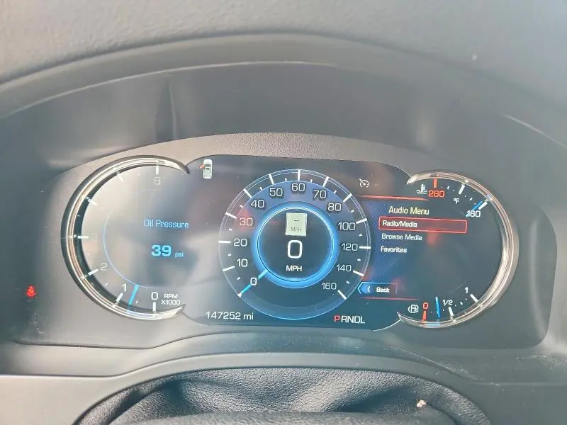 2018 CADILLAC ESCALADE LUXURY  