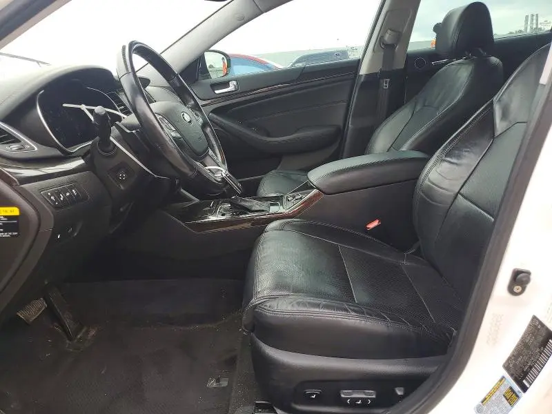 2015 KIA CADENZA PREMIUM  