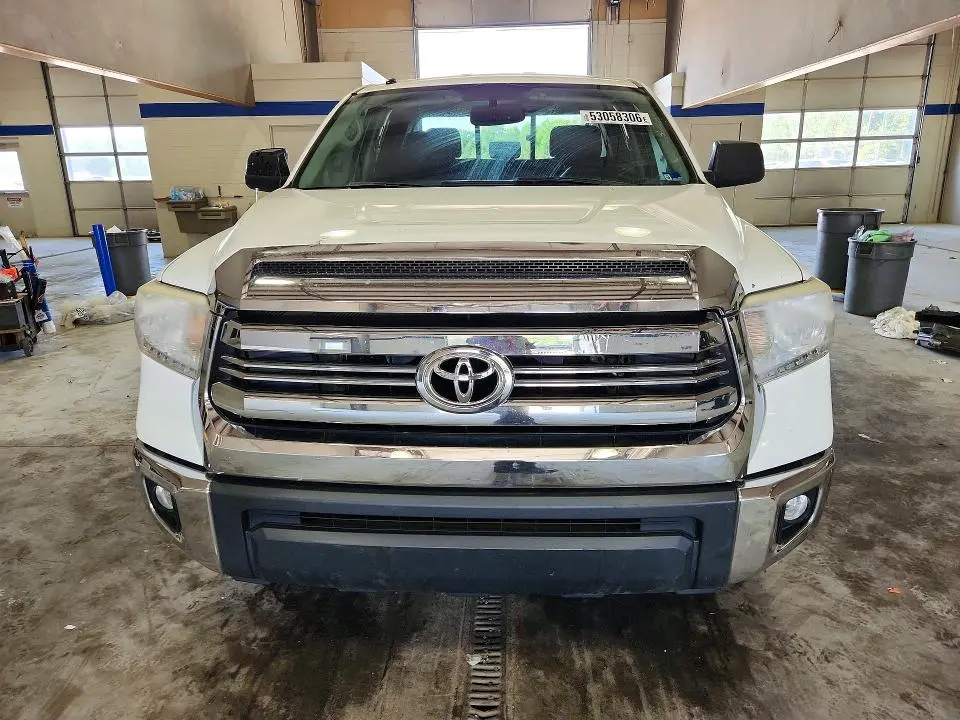 2016 TOYOTA TUNDRA   