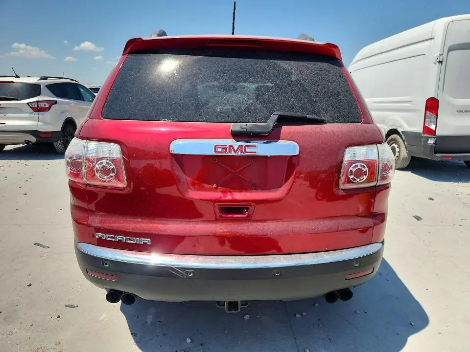 2011 GMC ACADIA SLE  