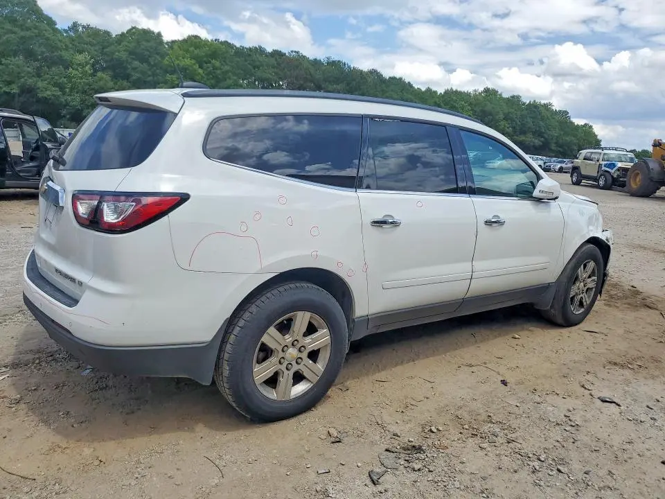 2016 CHEVROLET TRAVERSE LT  