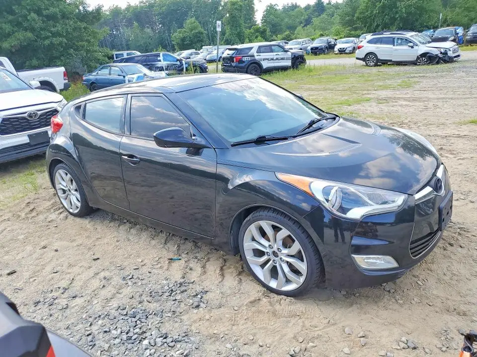 2015 HYUNDAI VELOSTER BASE  