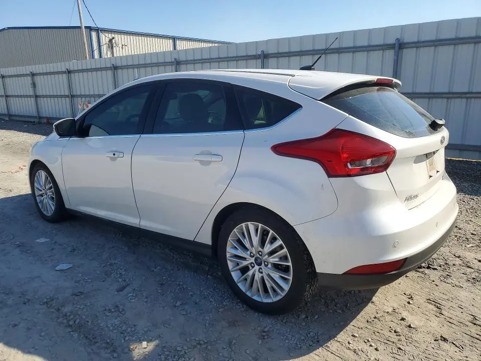 2016 FORD FOCUS TITANIUM  
