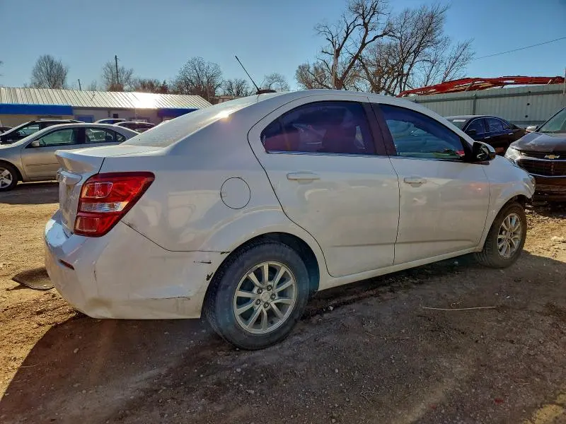 2017 CHEVROLET SONIC LT  