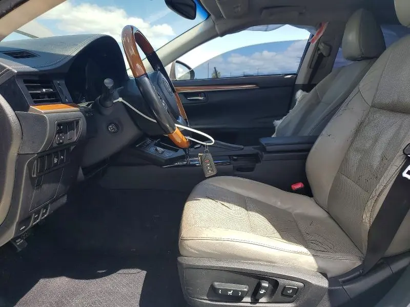 2013 LEXUS ES 300H  