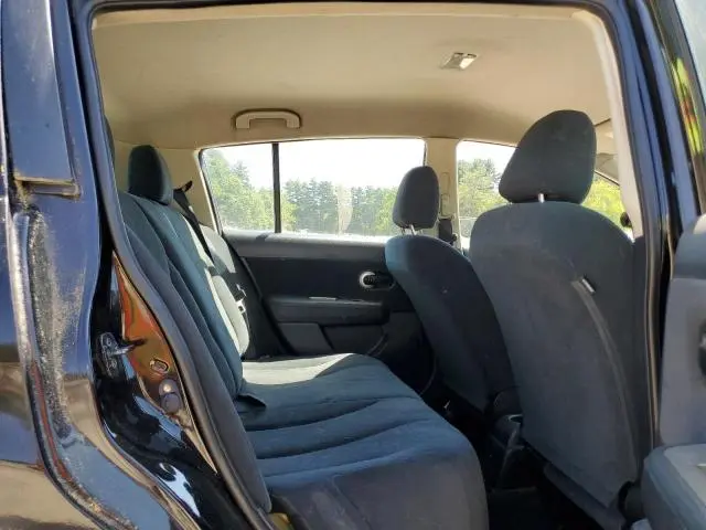 2011 NISSAN VERSA S  