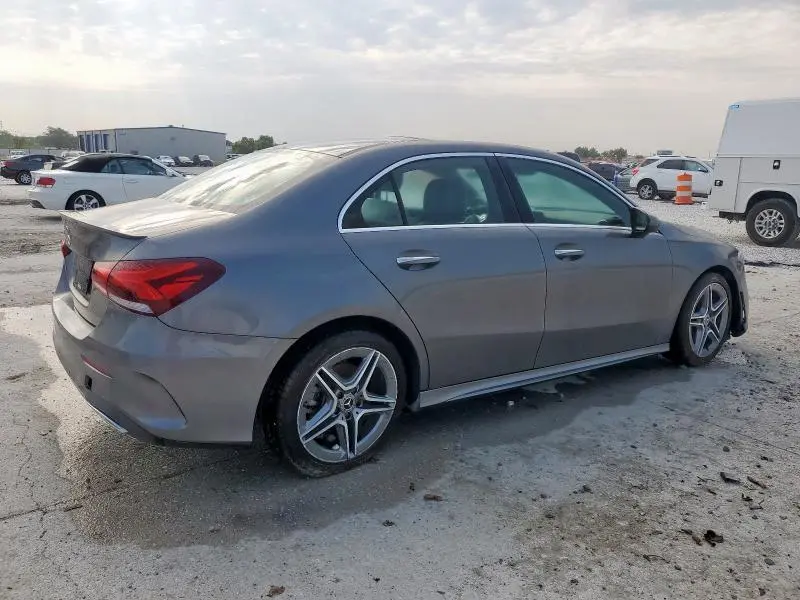 2019 MERCEDES-BENZ A 220  