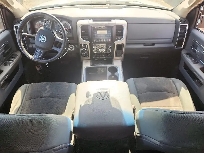 2014 RAM 1500 SLT  