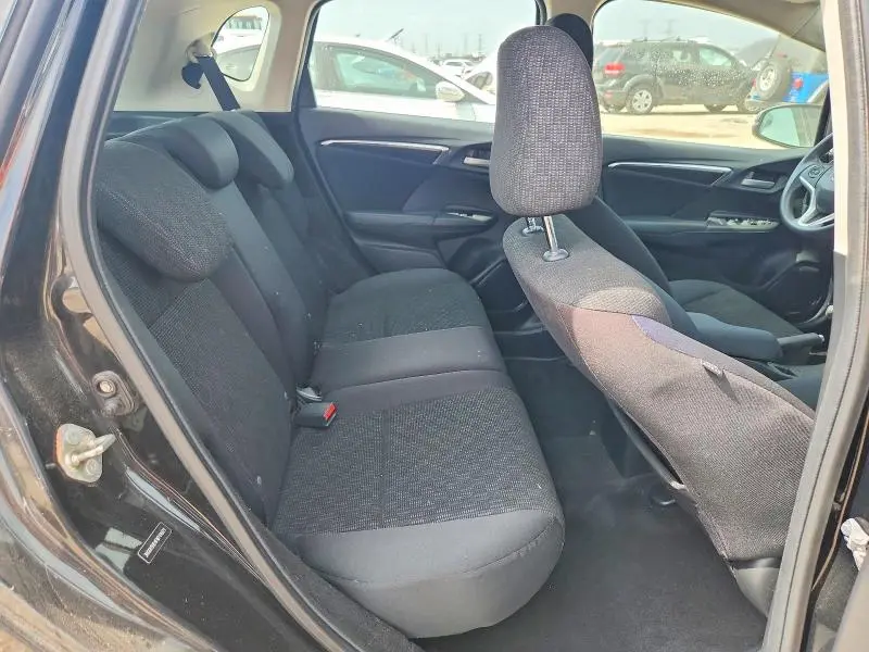2015 HONDA FIT LX  