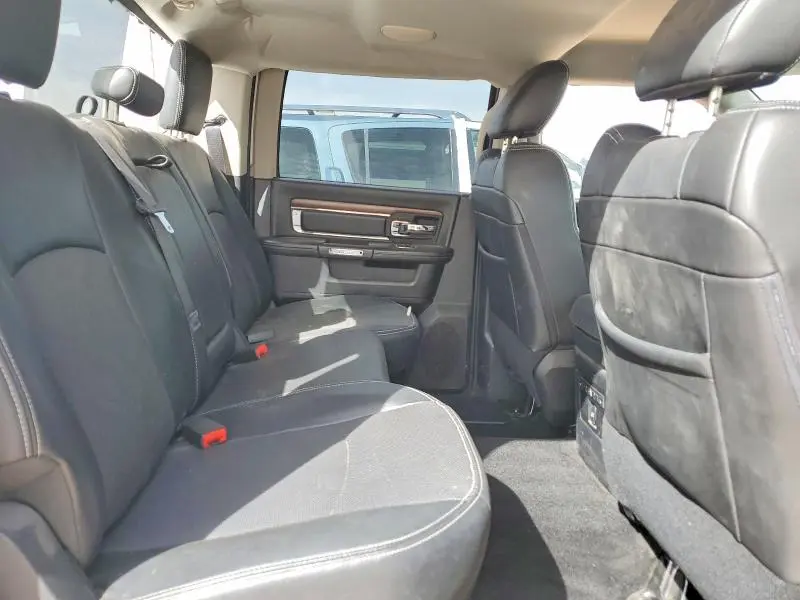 2015 RAM 1500 LARAMIE  