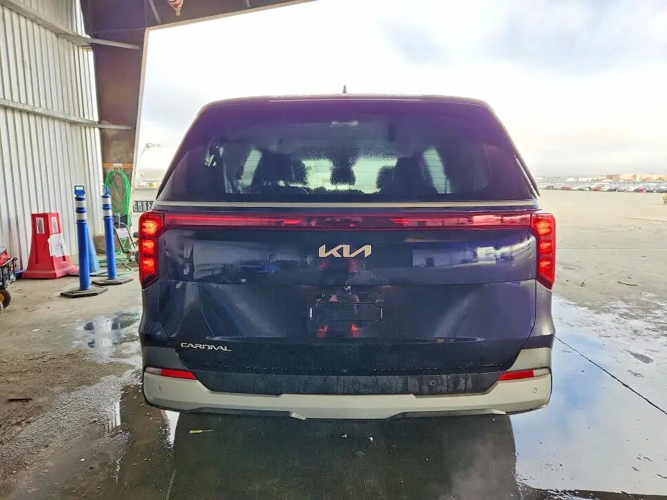 2026 KIA CARNIVAL LXS  