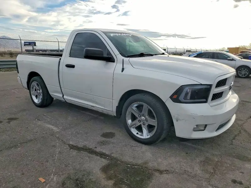 2012 DODGE RAM 1500 ST  