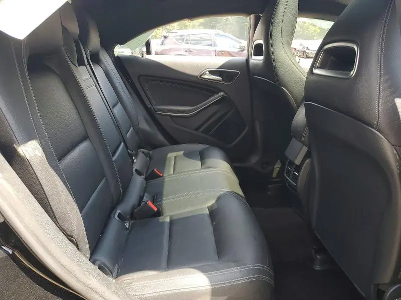 2018 MERCEDES-BENZ CLA 250 4MATIC  