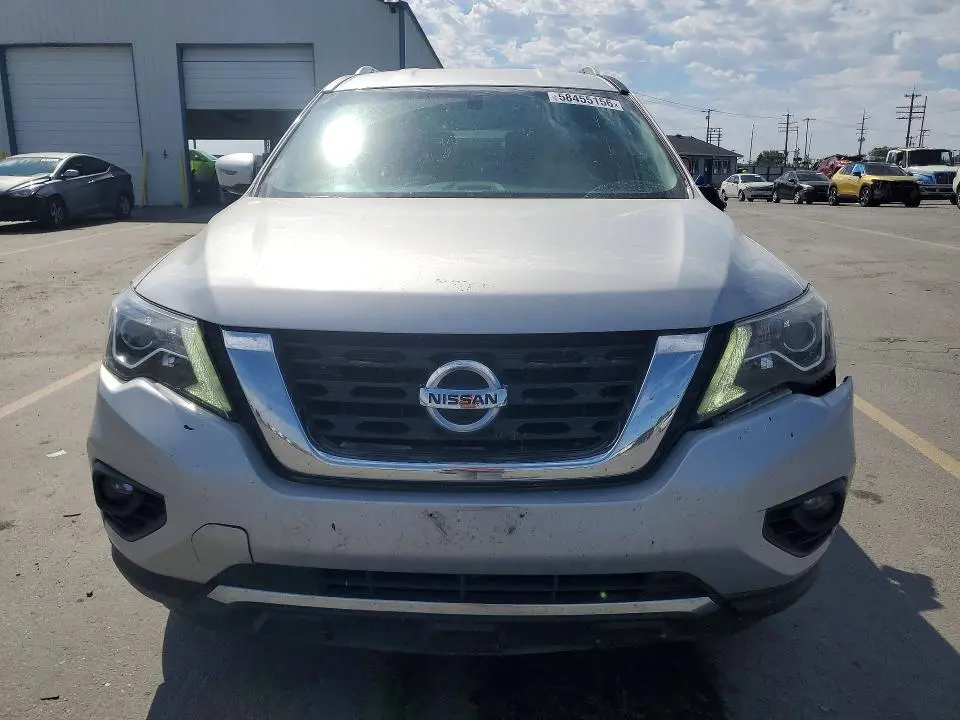 2017 NISSAN PATHFINDER SL  