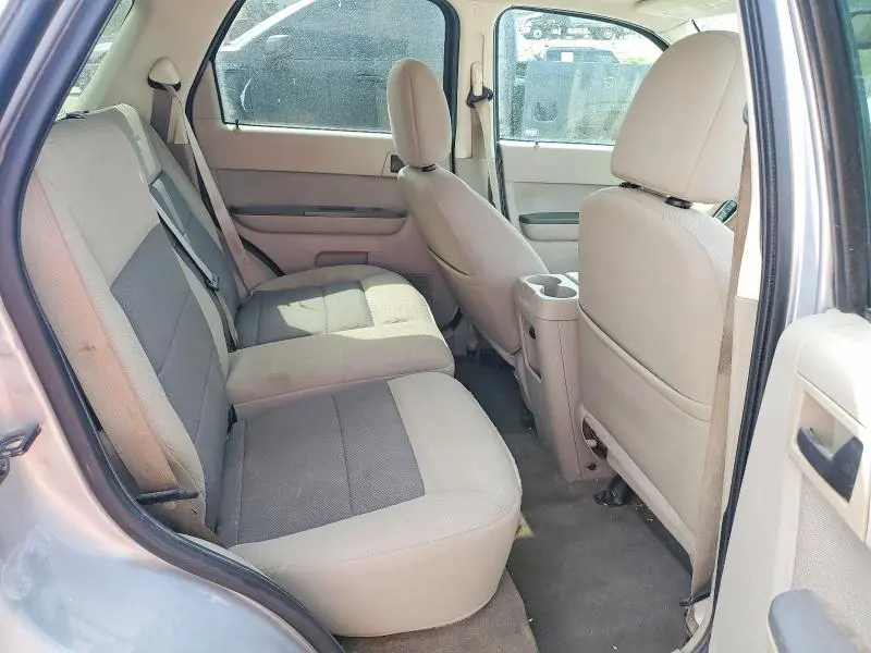 2011 FORD ESCAPE XLT  