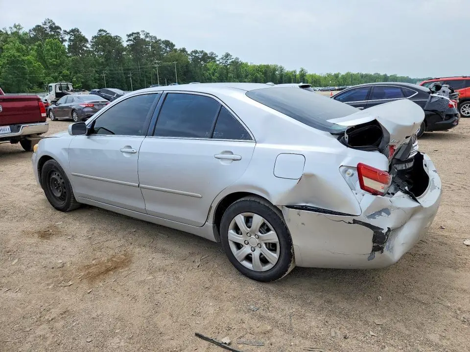 2011 TOYOTA CAMRY LE  
