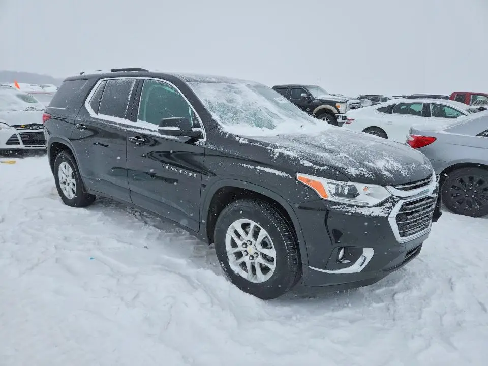 2021 CHEVROLET TRAVERSE LT  