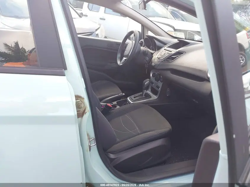 2017 FORD FIESTA SE