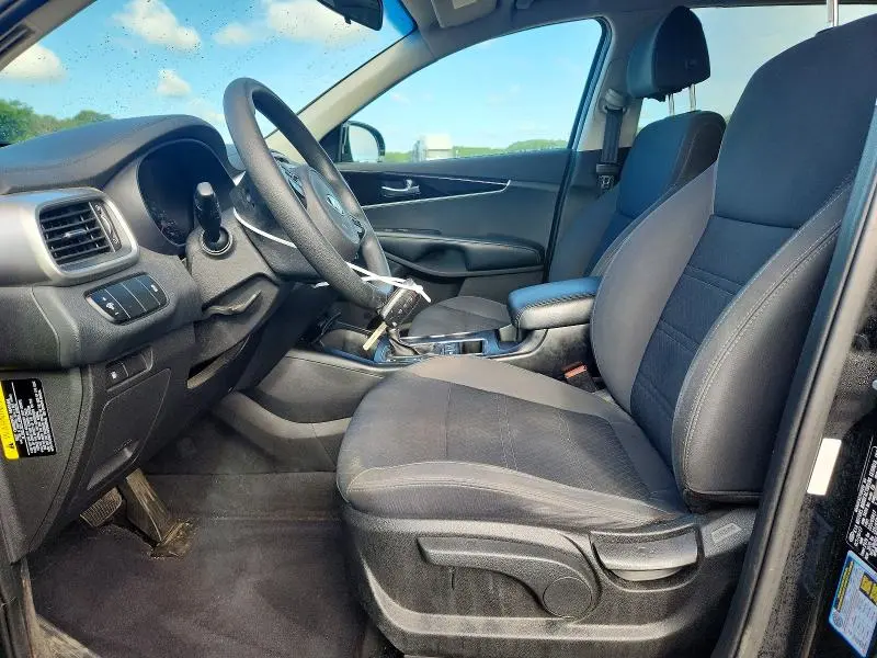 2018 KIA SORENTO LX  