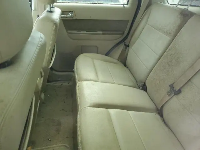 2011 FORD ESCAPE LIMITED  