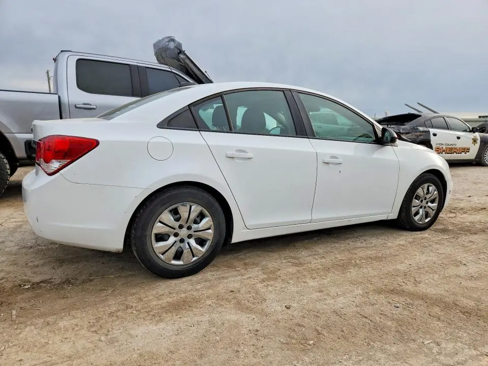 2015 CHEVROLET CRUZE LS  