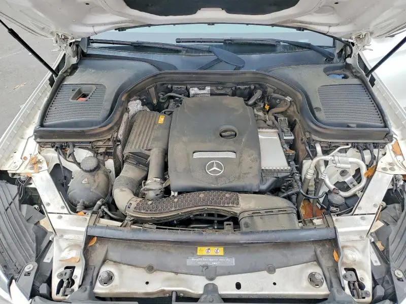 2019 MERCEDES-BENZ GLC 300  