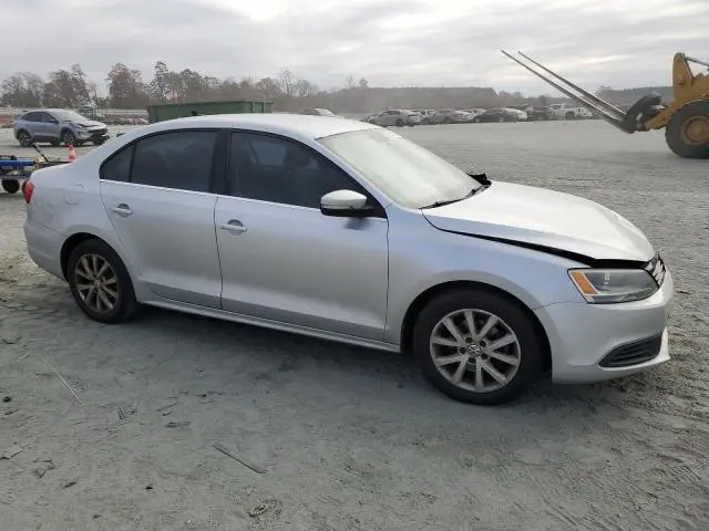 2013 VOLKSWAGEN JETTA SE  