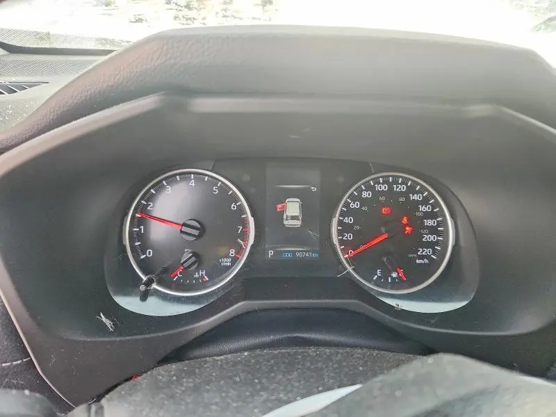 2021 TOYOTA RAV4 LE  
