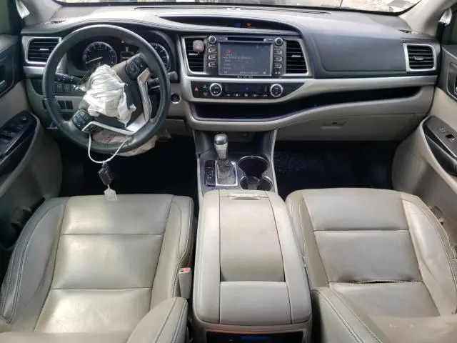 2016 TOYOTA HIGHLANDER XLE  