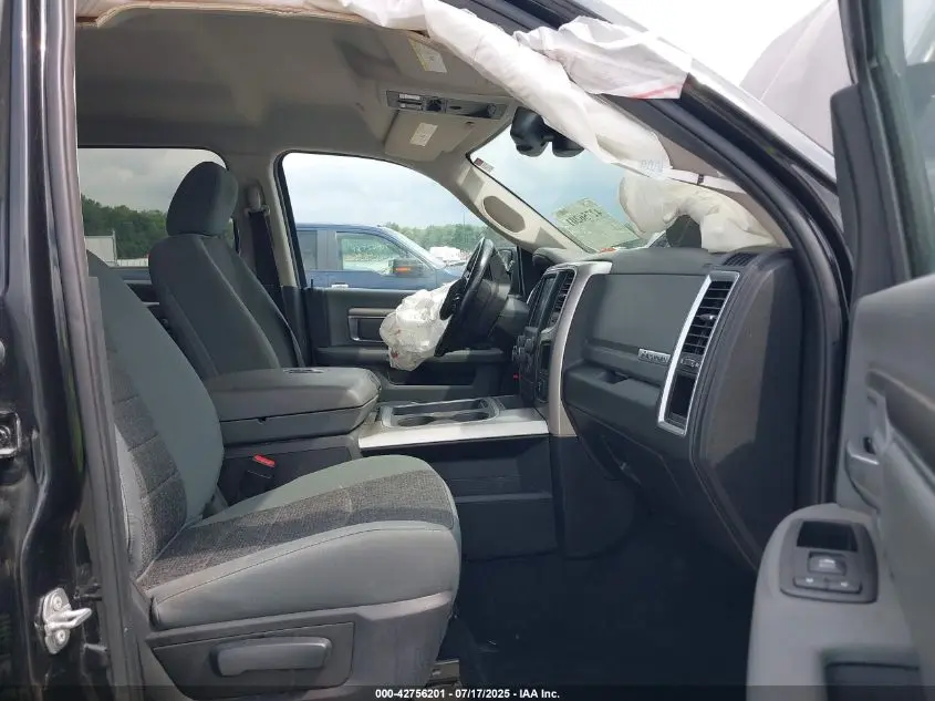 2017 RAM 1500 BIG HORN  4X4 5'7 BOX