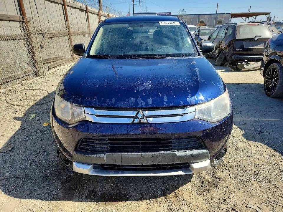 2015 MITSUBISHI OUTLANDER ES  