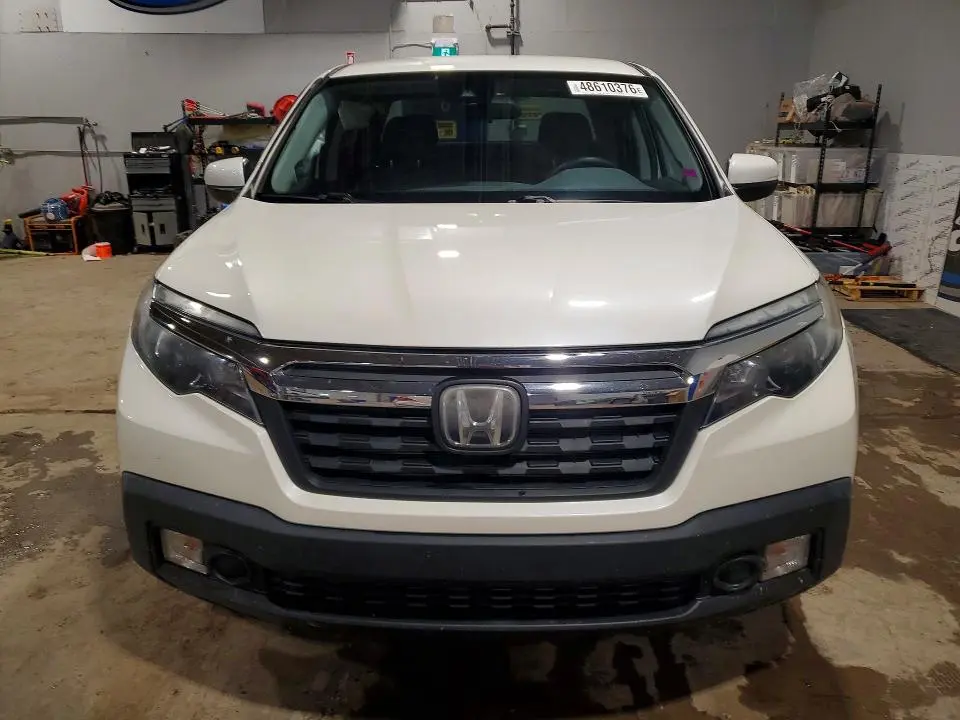 2017 HONDA RIDGELINE LX  