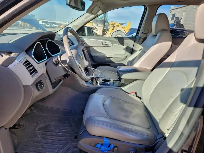 2012 CHEVROLET TRAVERSE LT  